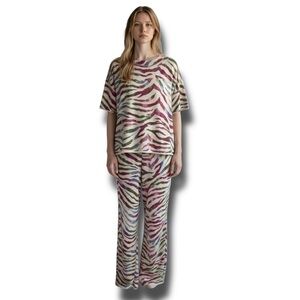 Secret Treasures Women’s Animal Print Sleepwear PJs Comfy Wide Leg Pants & Tee M
